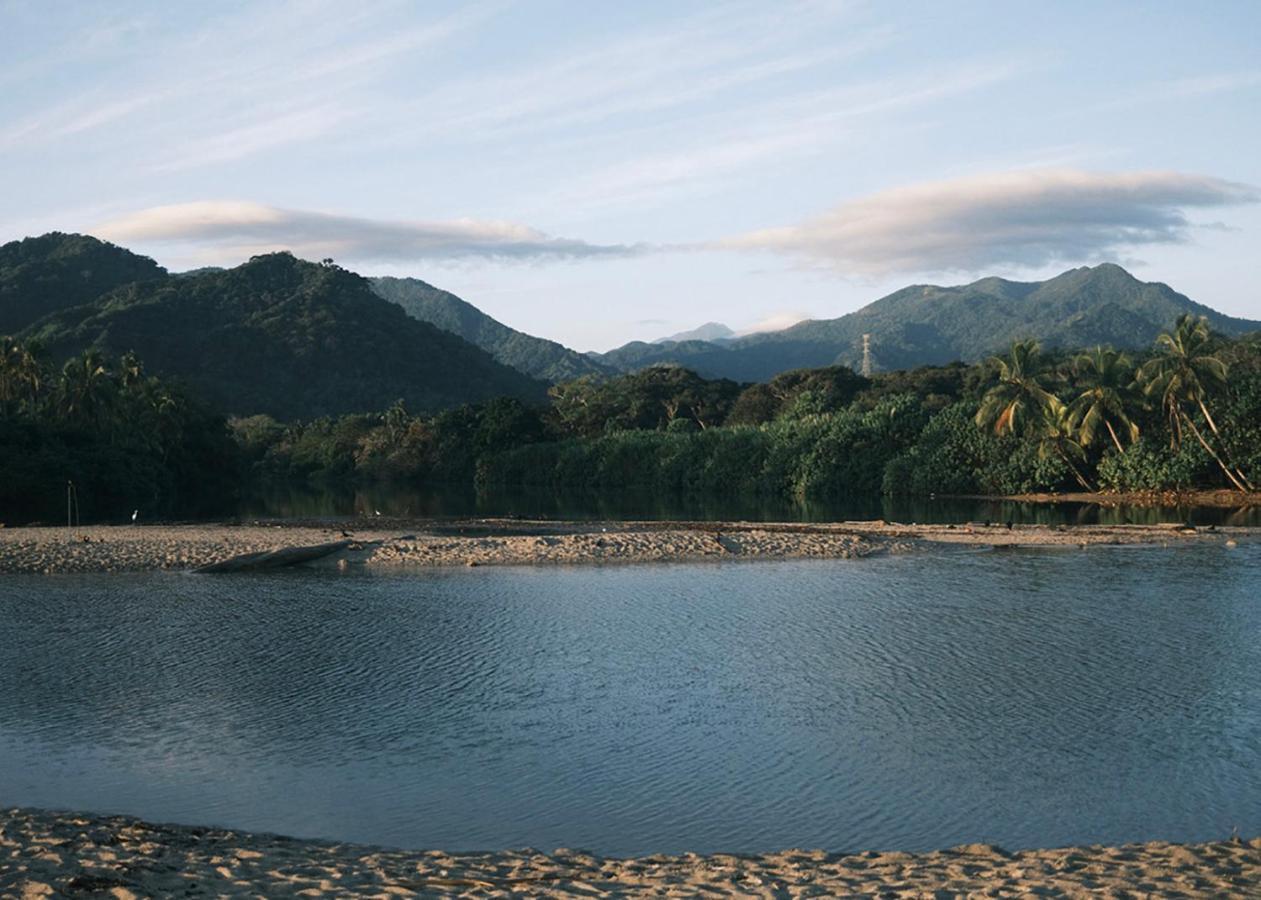Palmario Hostal Guachaca Exteriér fotografie